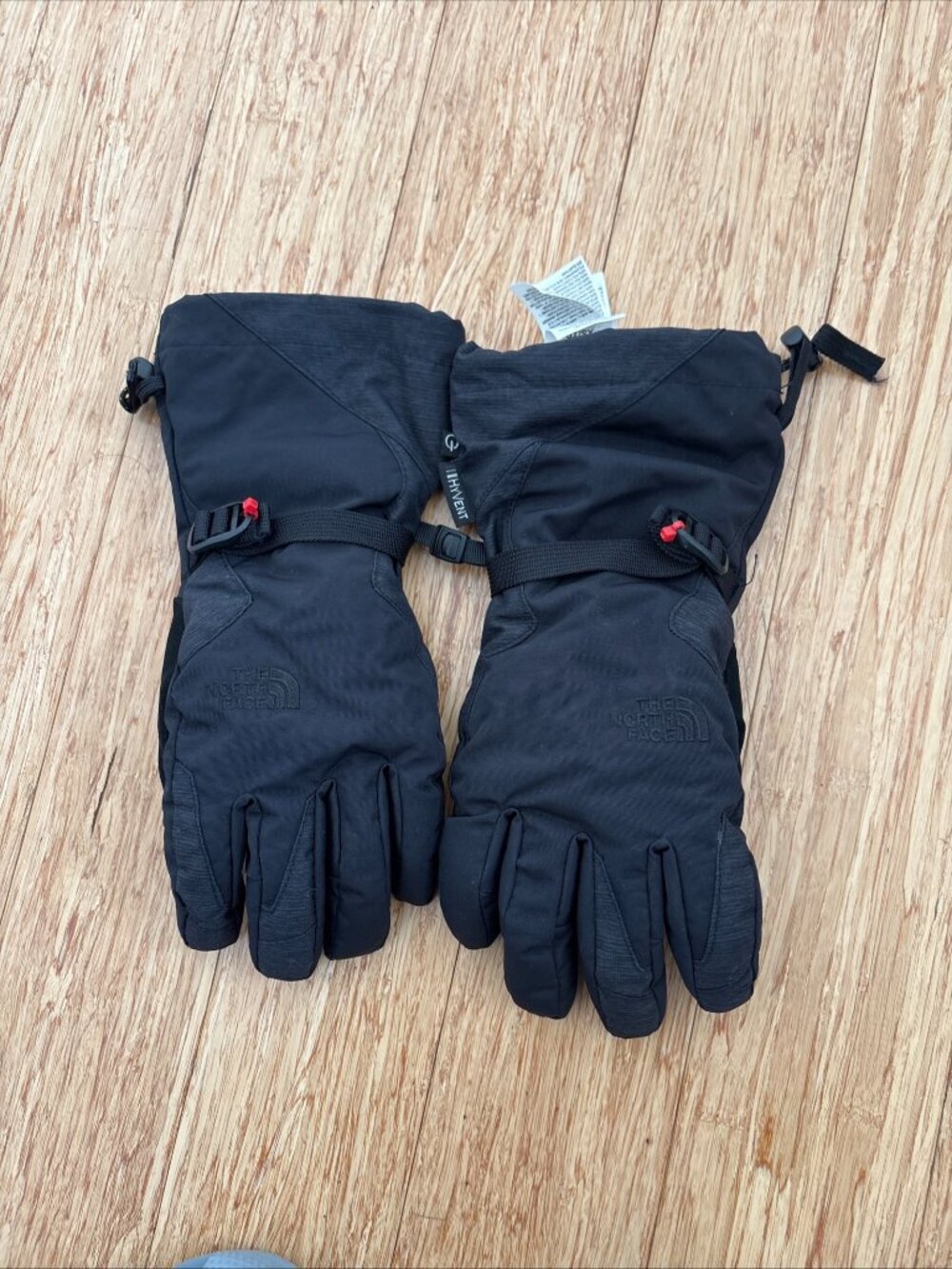 Women's North Face Insulated Waterproof Hyvent Ski Gloves in Black size XSmall
